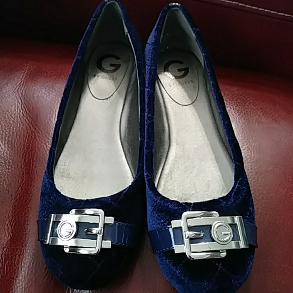⚡⚡GUESS SHOES⚡⚡7 M